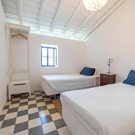 Nyaraló Aroucas Turismo E Natureza *